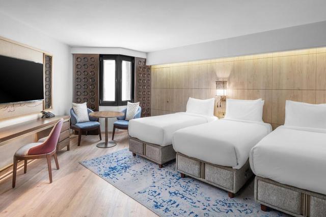 Superior Triple room